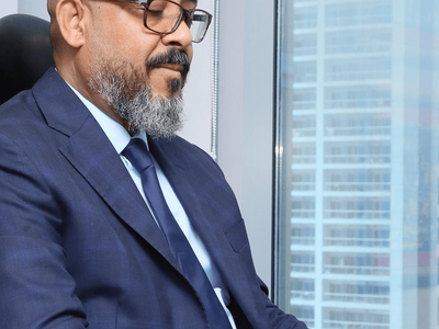 Mutaz Mukhtar — Legal, Governance & Corporate Structuring